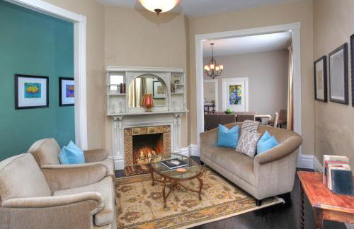 Santa Barbara Classic by Paradise Retreats - Photo 2