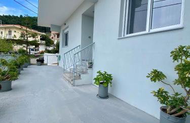 Ivory Apartment - Photo 21