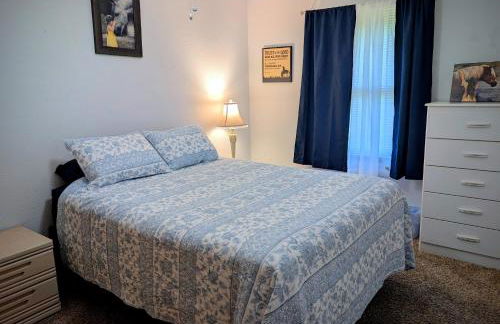 FairWestern, 5 bedrooms, 2 baths, sleeps 11 - Foto 14