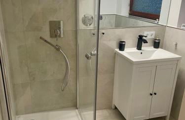 Modern Urban Studio Apartment S-Bahn 27QM for 6 persons Mercedes-Benz - Foto 2