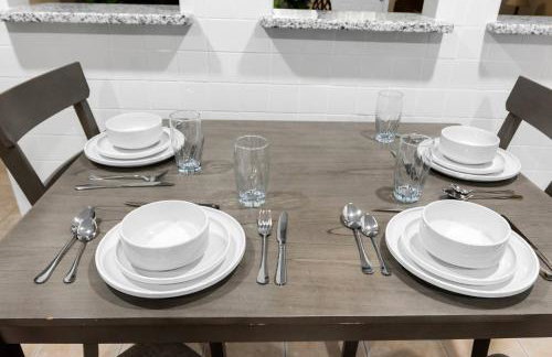 Two Adjacent Houses with a Private Pool - Foto 45