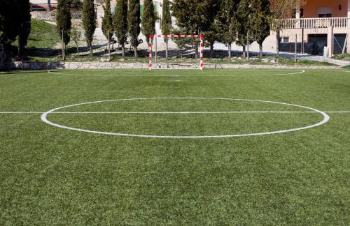 CASERIO INAZARES - CASAS DE MONTAÑA CON CHIMENEA Y NIEVe - Foto 59