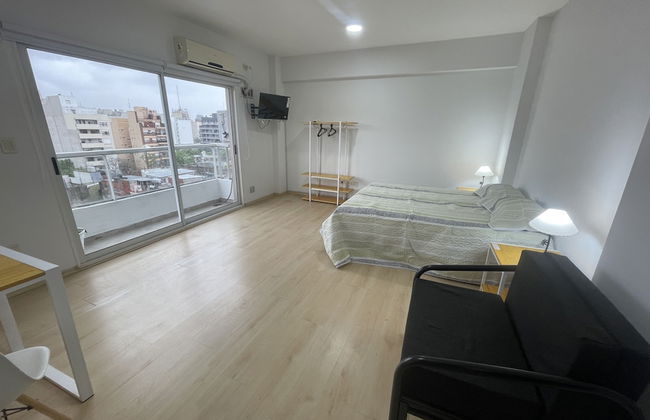 Modern Studio With Open Views, Pool, and 24-hour Security - Foto 6