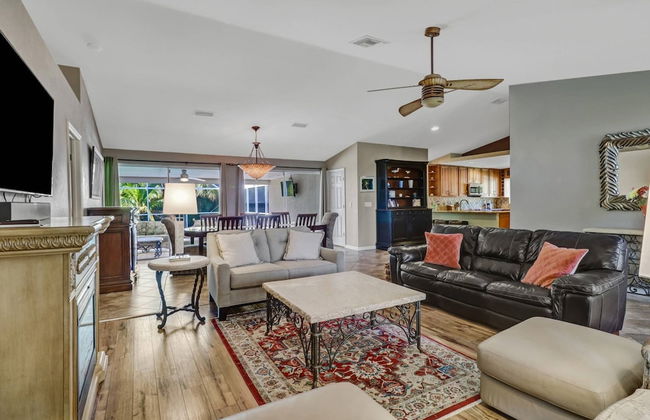 7384 Willems Dr - Foto 2