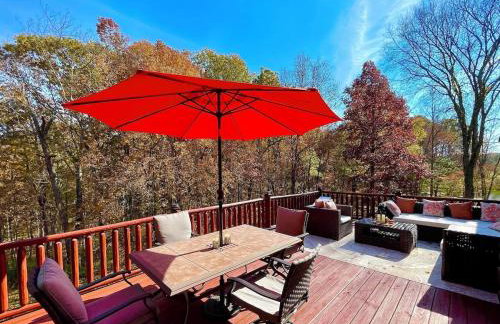 Breath of Heaven Cabin- Hot Tub, Deck, Pond, PETS - Foto 40