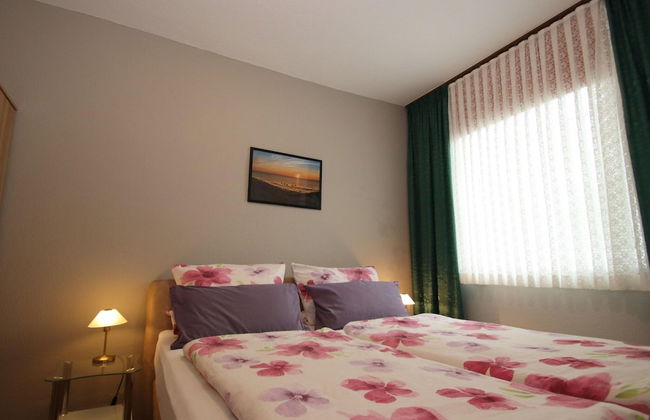 Apartment in Strackholt - Photo 2