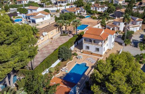 Villa Watsi - PlusHolidays - Photo 36