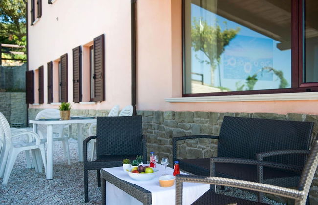 Cozy Farmhouse in Apecchio with Hot Tub - Foto 33