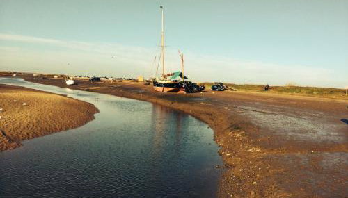 2 bedroomed fisherman’s cottage near quay - Foto 3