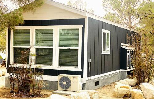 Modern Tiny Home with Mountain Views Near Mt. Whitney, Lone Pine, California - Foto 1