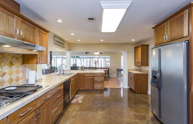 Grand Dream Vacation Home in Nashville 7+ beds! - Photo 16