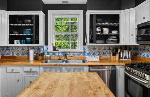 7BR Historic Estate Private Yard Near DC and Old Town - Vassar - Foto 39