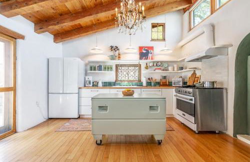 Unbeatable Location -Cozy and Adorable- Super Walkable - Foto 4