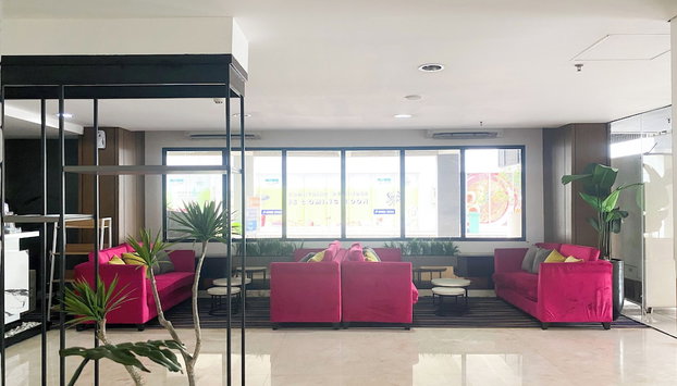 Simply Look Studio Monroe Tower Apartment - Foto 2, Zona de estar del vestíbulo