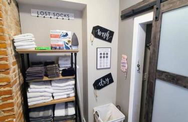 Downtown Kzoo with 3rd Floor Arcade Room - Foto 21