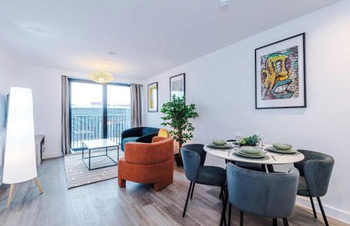 Modern 2BR Apartment in Manchester with Parking - Foto 7