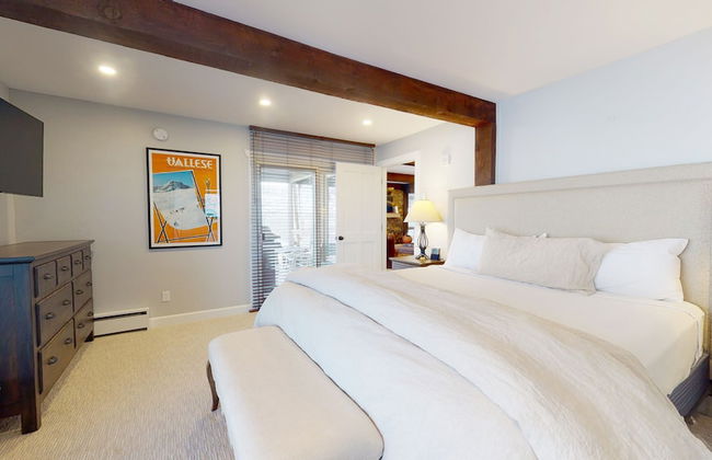 Top of the Village - Foto 16