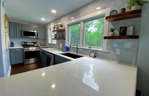 WOW New Spectacular Franconia Home - history - views - fire pit - hot tub - pool - grandeur - MUST SEE - Foto 25