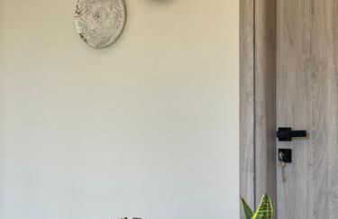 Helen Hotel - Photo 13