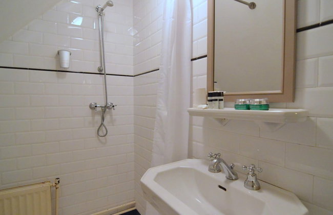 Charming Holiday Home in Hulshorst With Pool - Foto 19