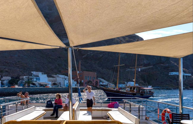 Glass-Bottom Boat Tour of Santorini Caldera - Photo 7