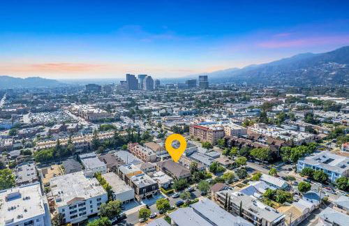 Modern 3BR Apt with Parking in Glendale - Foto 44