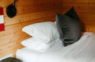 The SKI HAUS A Montana Tiny Cabin Forest Retreat - Foto 42