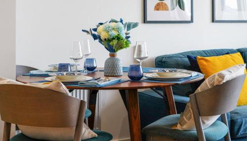 Skyline View 1 Bed Apartment Sleeps 2 - Balcony - Foto 3