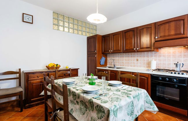 2 bedroom Apartment in Diano Castello with swimming pool and garden - Photo 4