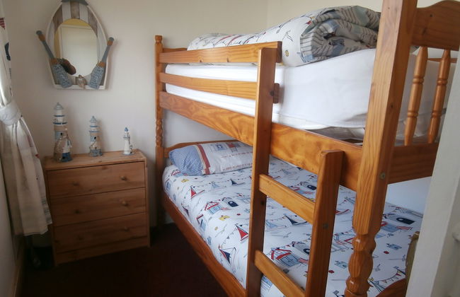 Captivating 2-bed Chalet in Mablethorpe - Photo 2