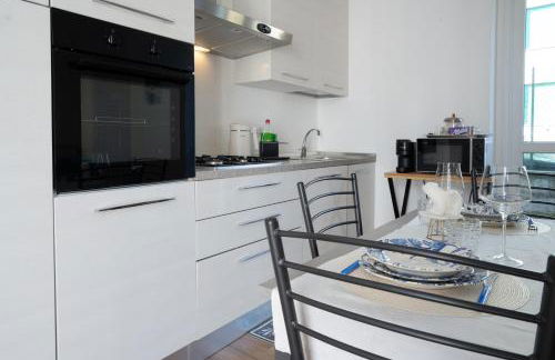 Lora apartment,free private parking, self check in - Foto 7