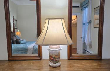 Newly Renovated Historic 6-Bedroom Manor, Where Timeless Elegance Meets Modern Luxury - Foto 34