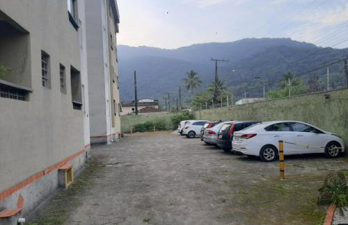 APTO PERTINHO DA PRAIA Internet 500mb e 3 Tvs 2 Quartos TV a cabo Estacionamento Tudo Perto - Foto 59