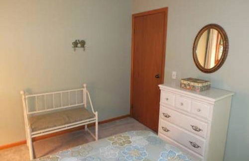 The Maple Cottage - Walk to Beach & Lake Michigan - Foto 30