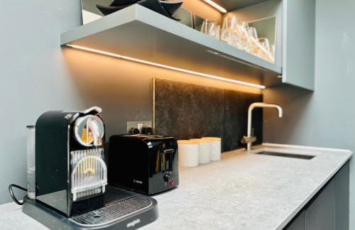 Stunning, architecturally designed Garden Studio with Parking - Foto 13