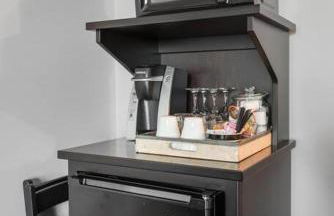 The Serenity Suite - Main Street Lodge in Berlin - Photo 9