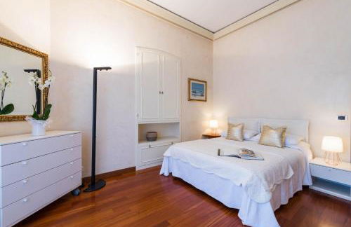 Villa Eugenia - Luxury Flat with Parking Space - Photo 1
