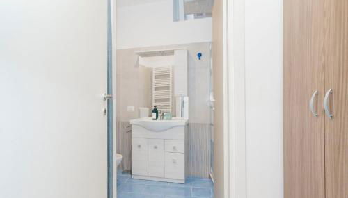 Molino Lounge Express 20' da Milano e Malpensa - Photo 2, wardrobe