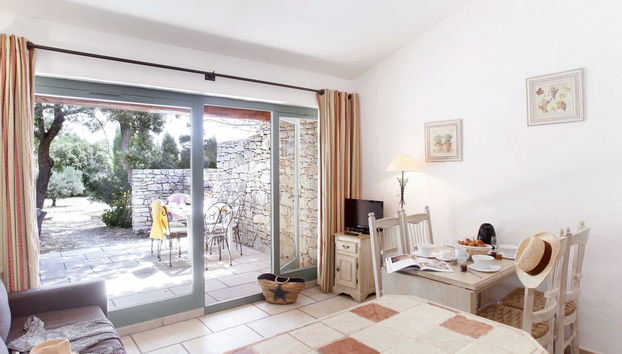 Odalys Référence La Bastide des Chênes - Foto 2, Living Room