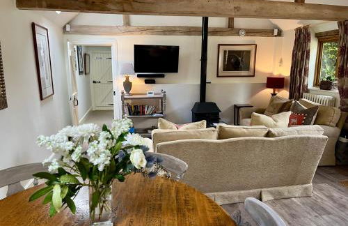 The Clock Tower & Dairy - Two x 2 Bed Barns with Indoor Pool - Photo 32