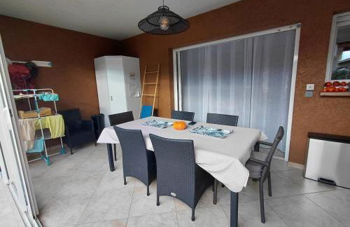 Appartement 4 pièces dans une petite résidence calme, climatisation et piscine - Foto 17