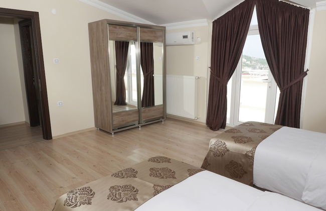 Royal Life Residence - Photo 6