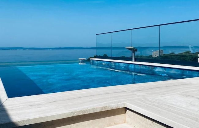 Deen Deluxe Penthouse with infinity pool - Photo 19