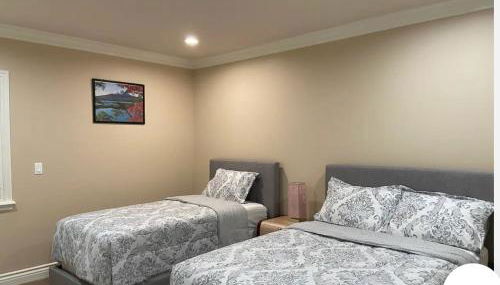 New! Cozy Gated 3BR, 2BA Vacation Home - Foto 3