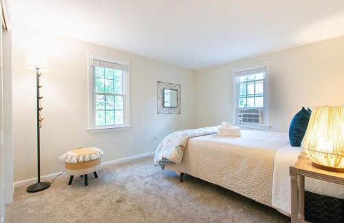 Stylish Home Dog Friendly Close to Beach - Foto 11