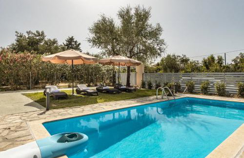 Murtini Stone Villa with Private Pool, by ZanteWize - Foto 10