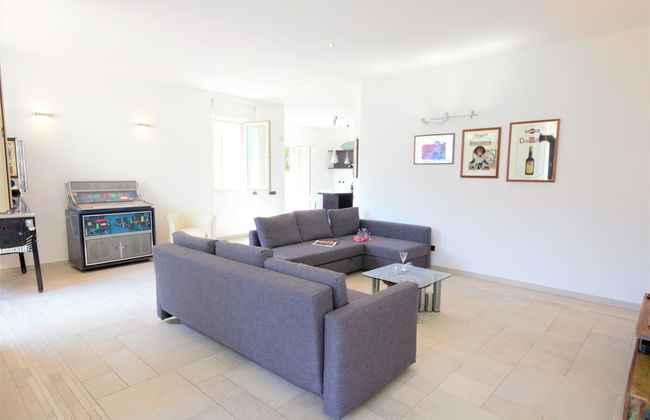 Villa Oliveto with Pool and Lake view - Photo 25