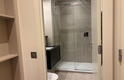 Stunning and central three bedroom Penthouse with roof terrace - Photo 15