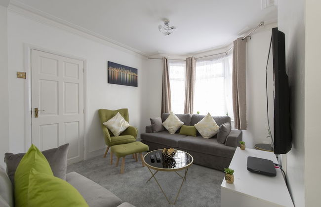 Fortified Three Bedroom Home - Foto 28