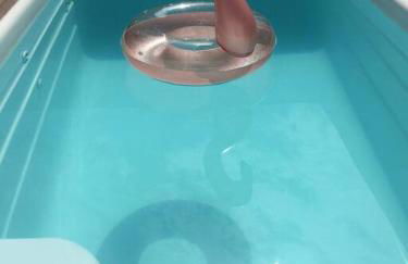 Sobrado com piscina, banheira e garagem coberta. - Foto 45